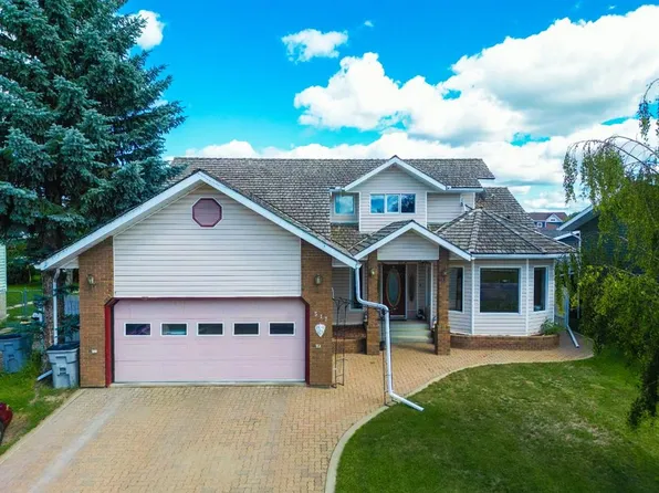 517 W 22nd St, Wainwright, AB T9W 1H9