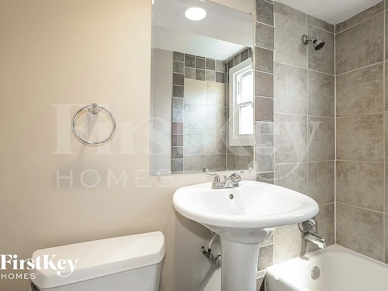 529 Apache Ave — Photo 13