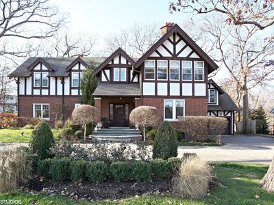 285 Linden Park Pl, Highland Park, IL, 60035