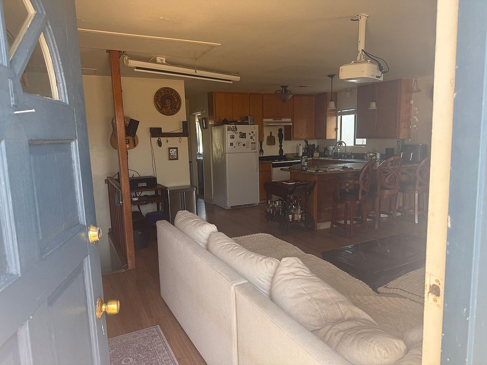 1st image of 5014 Lotus St
