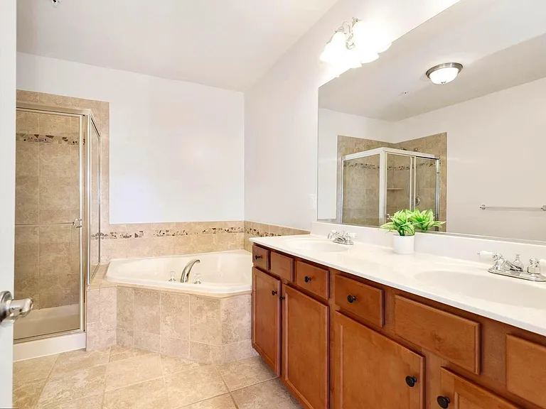 22934 Arora Hills Dr — Photo 10
