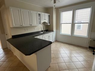 32 S Main St APT 7, Saint Albans, VT 05478