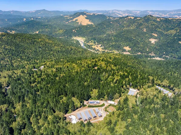 2839 French Rd, Miranda, CA 95553