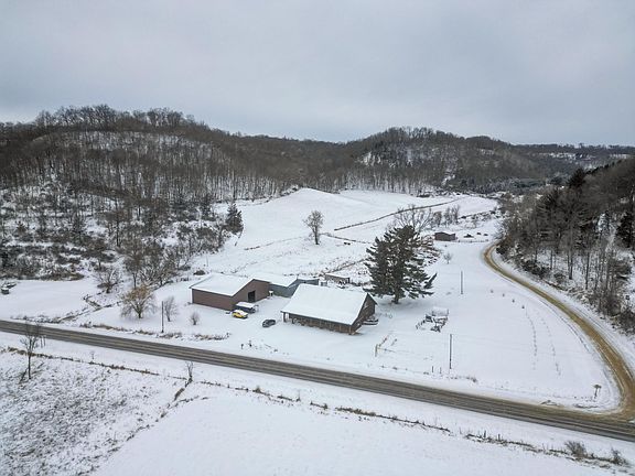 3rd image of E13758 State Highway 82