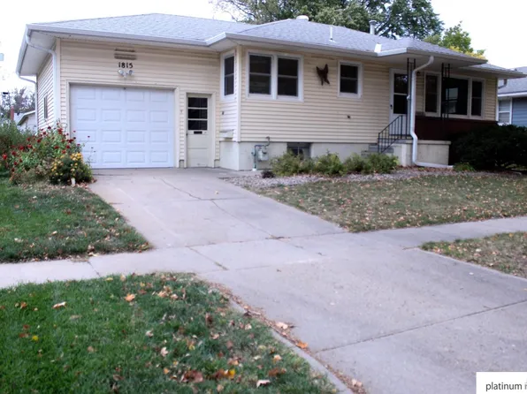 1815 N Maxwell Ave, Fremont, NE 68025