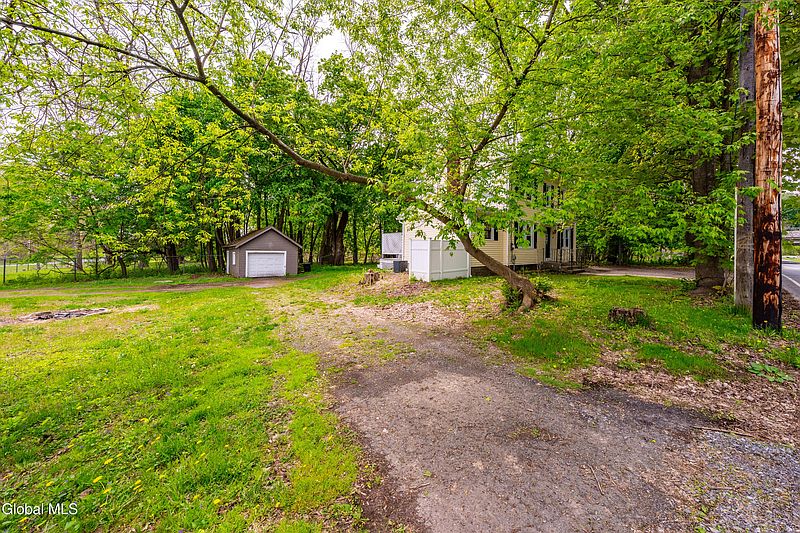 4th image of 9 Schermerhorn Road