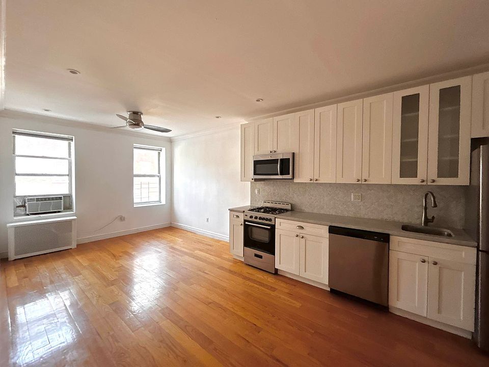 1st image of 101 Ocean Pkwy #1