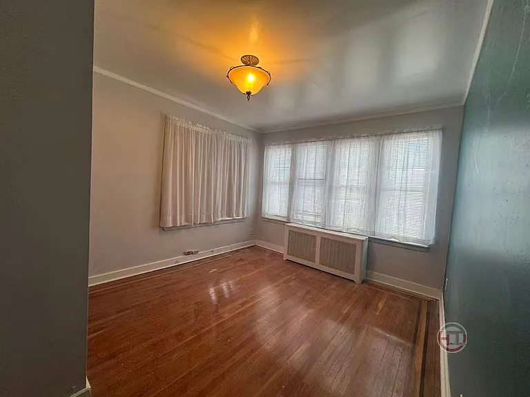 1619 Edison Ave #2 — Photo 4