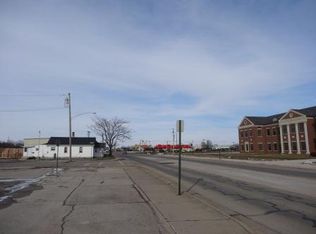 407 S Elm St, Washington Court House, OH 43160