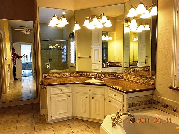 5th image of 3014 W Hickory Park Cir
