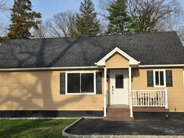 54 Riverview Cir, Little Falls Twp., NJ 07424