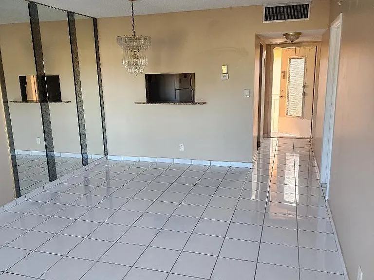 5031 W Oakland Park Blvd #307 — Photo 5