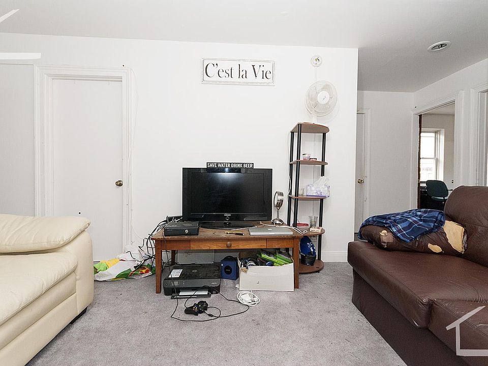 2nd image of 48 Brighton Ave APT 17B