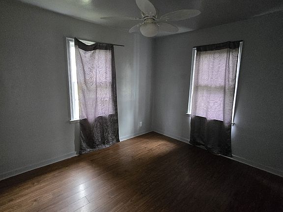 4th image of 2314 N Northcrest Dr
