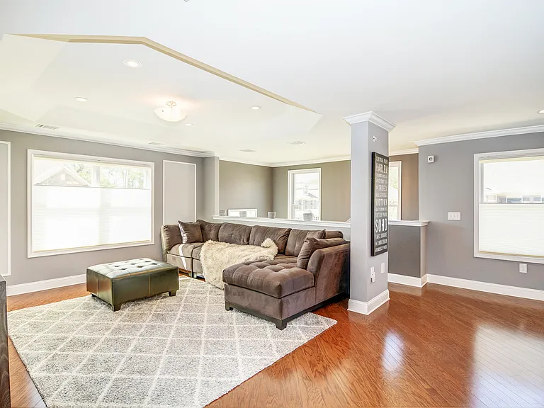 2102 Freeman Way #2102 — Photo 6