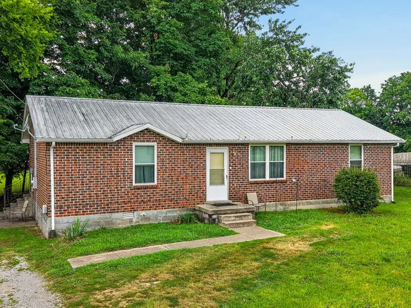 209 Walnut Crest Dr, Gallatin, TN 37066