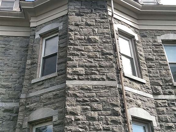 5th image of 709 Franklin St