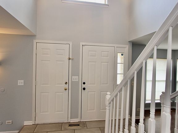 5th image of 2346 N Sunrise Dr