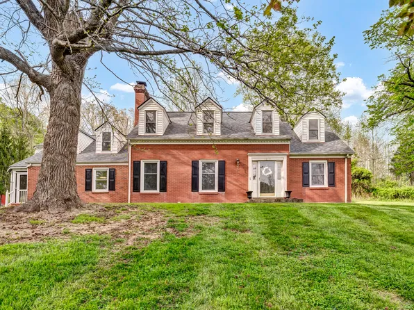 2278 Clarksburg Rd, Vanceburg, KY 41179