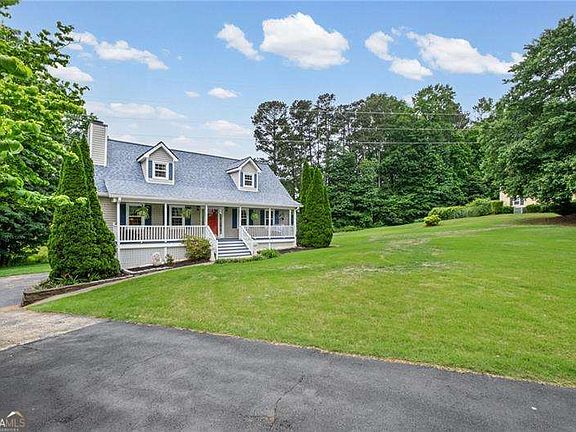 2nd image of 114 Kimberly Rd