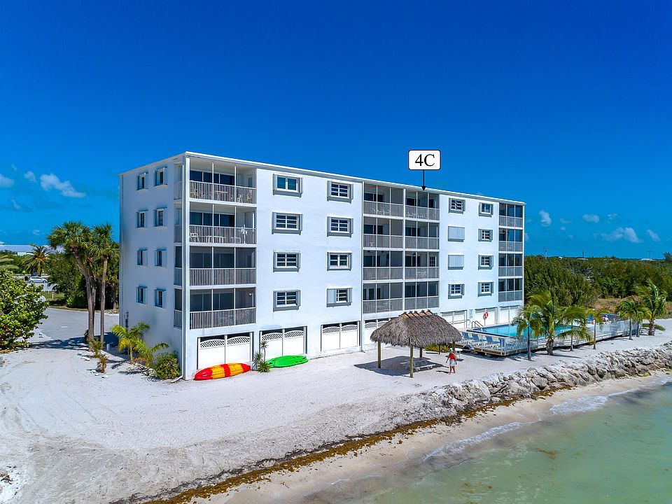 1st image of 135 Coco Plum Dr APT 4C