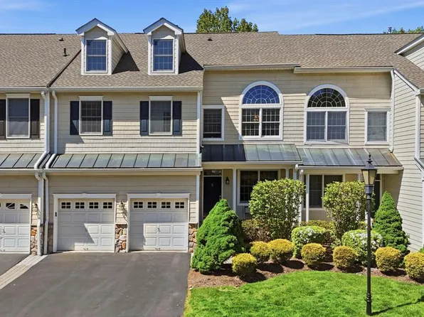 5 Pheasant Run, Old Tappan, NJ 07675