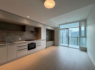 612 Elmwood St #1805, Coquitlam, BC V3J 3W8