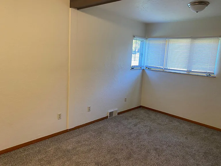 1210 Morris St — Photo 18