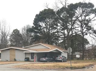 306 Roosevelt Ave, Forrest City, AR 72335