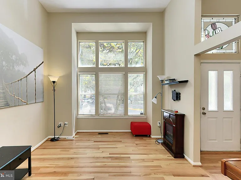 9694 Poindexter Ct — Photo 4