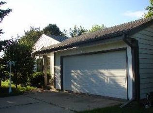 11815 W Somerset Dr, Franklin, WI 53132