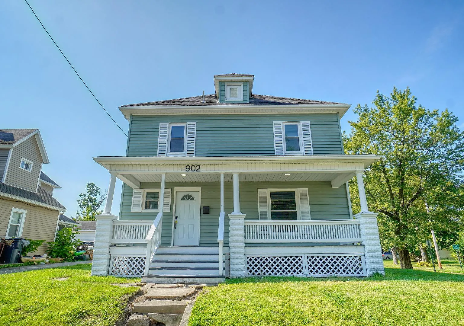 902 E Eureka Street — Photo 1