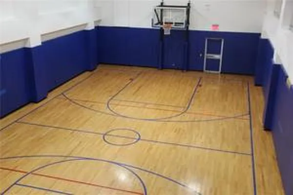 Rented by Owner | media 9