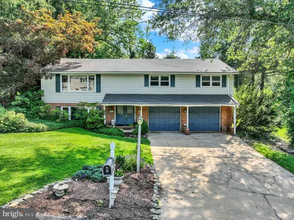 1818 Crestlyn Rd, York, PA 17403