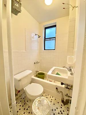 Rented by Crosstown Apartments NYC | media 27