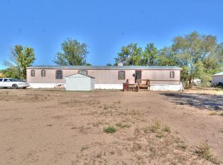 550 Sego Lily St, Bosque Farms, NM 87068