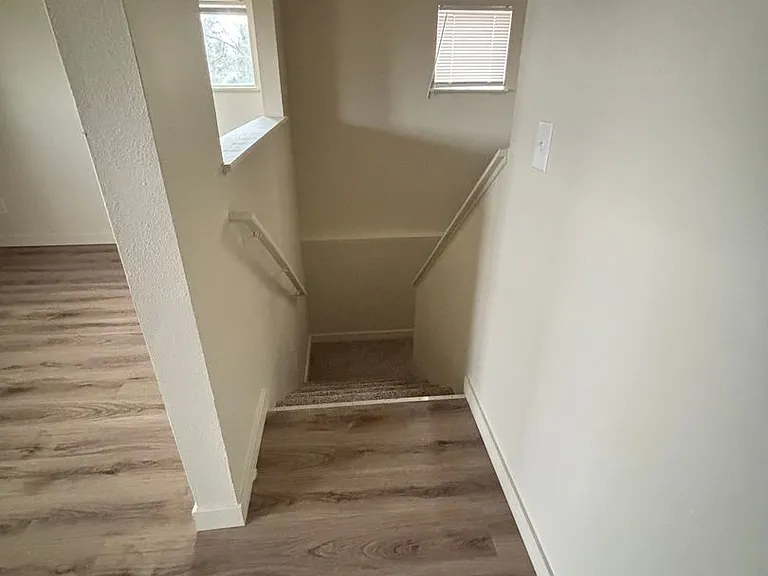 Davis Park Apartments — Photo 28