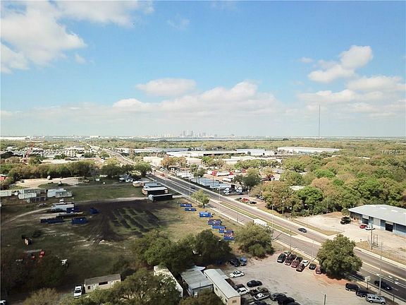 2nd image of 5515 Causeway Blvd