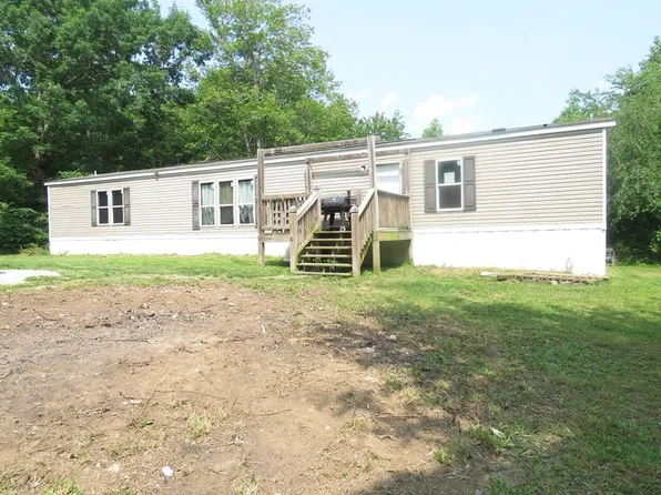 3717 Hillwood St, Monterey, TN 38574