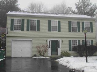30 Congress Ct, Poughkeepsie, NY 12603