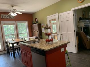 215 Pine Cedar Cir, Brooks, GA 30205