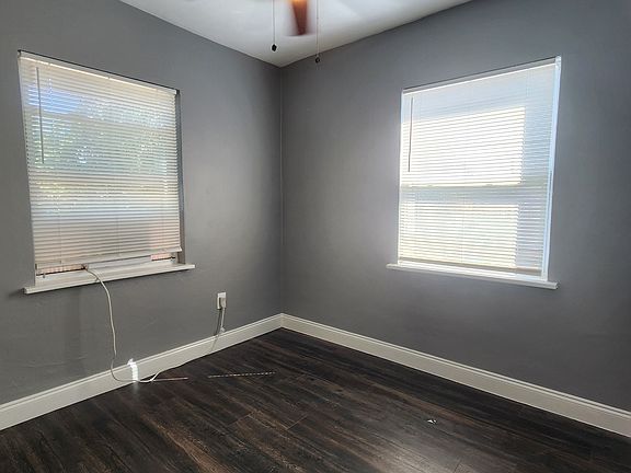 4th image of 2996 Francis Ave #1