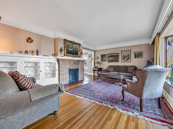 4th image of 5041 Cypress St