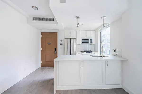 Rented by B Square Realty | media 8