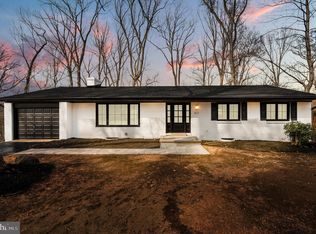 917 Ridley Creek Dr, Media, PA 19063