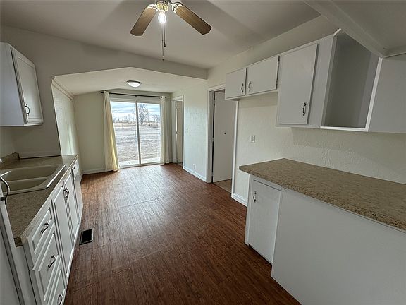 5th image of 114 S 5th St