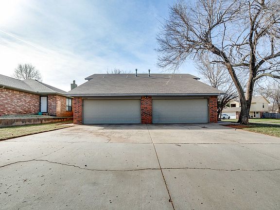 4th image of 6004 Paramount Dr