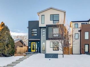 27 E Hendon Pl NW, Calgary, AB T2K 2A2