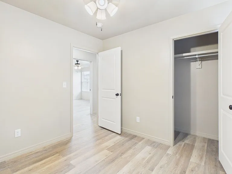 1125 Caprock St — Photo 11