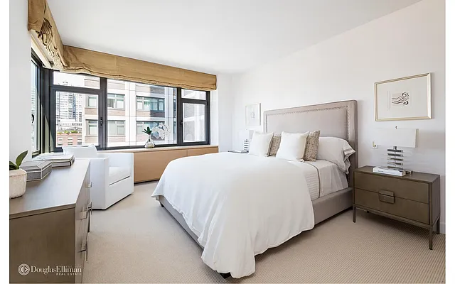 Sold by Douglas Elliman | media 25